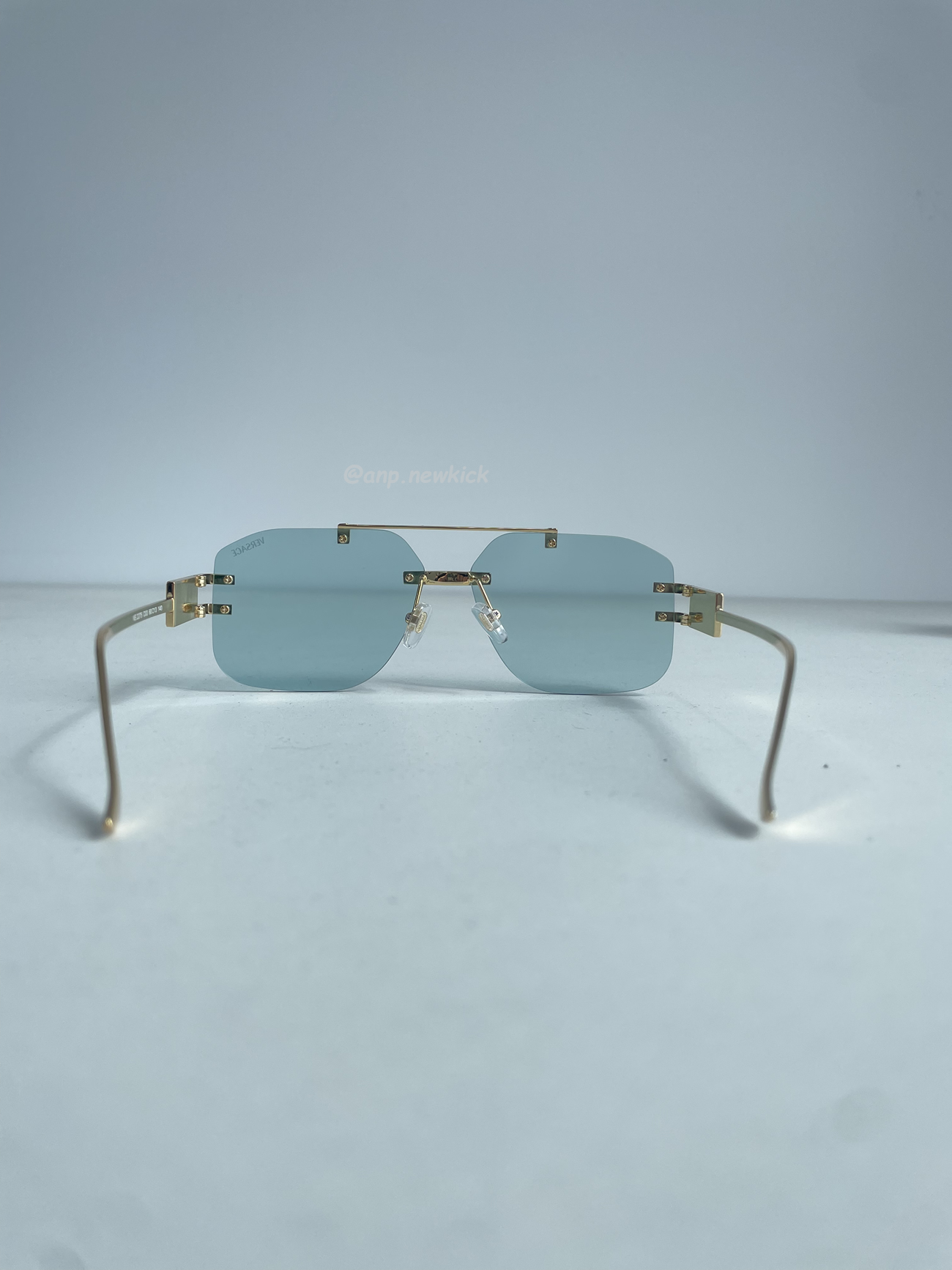 Versace Damier Plaque Sunglasses Black Gold (9) - newkick.org